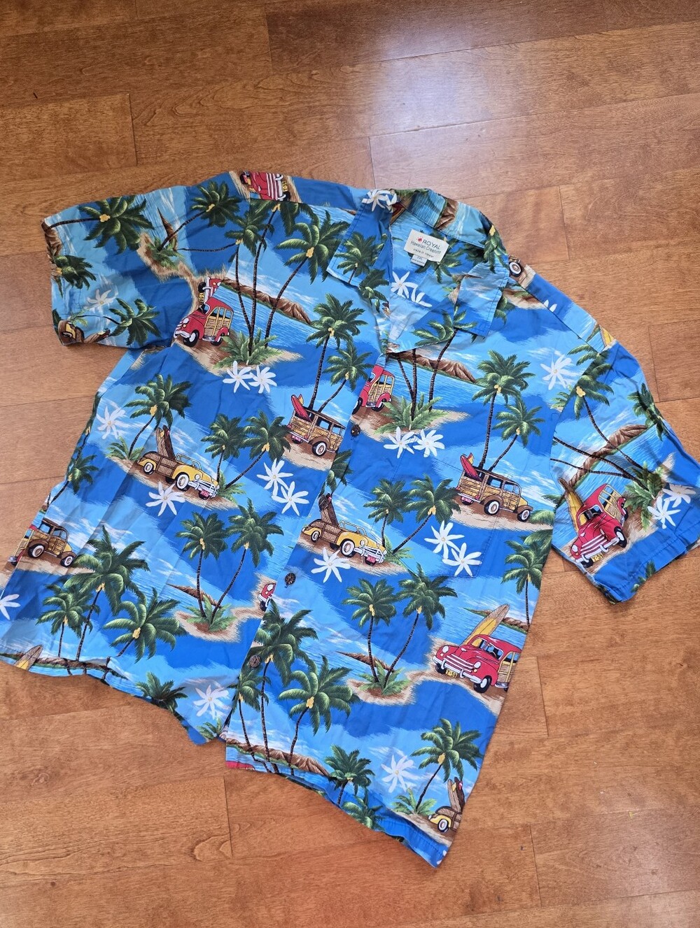 Royal Hawaiin Creations Hawaiian 2XL shirt